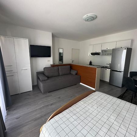 Apartments Villa Sunce Dugi Rat Zewnętrze zdjęcie