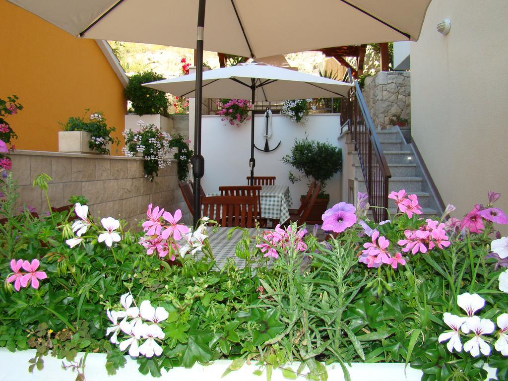 Apartments Villa Sunce Dugi Rat Zewnętrze zdjęcie