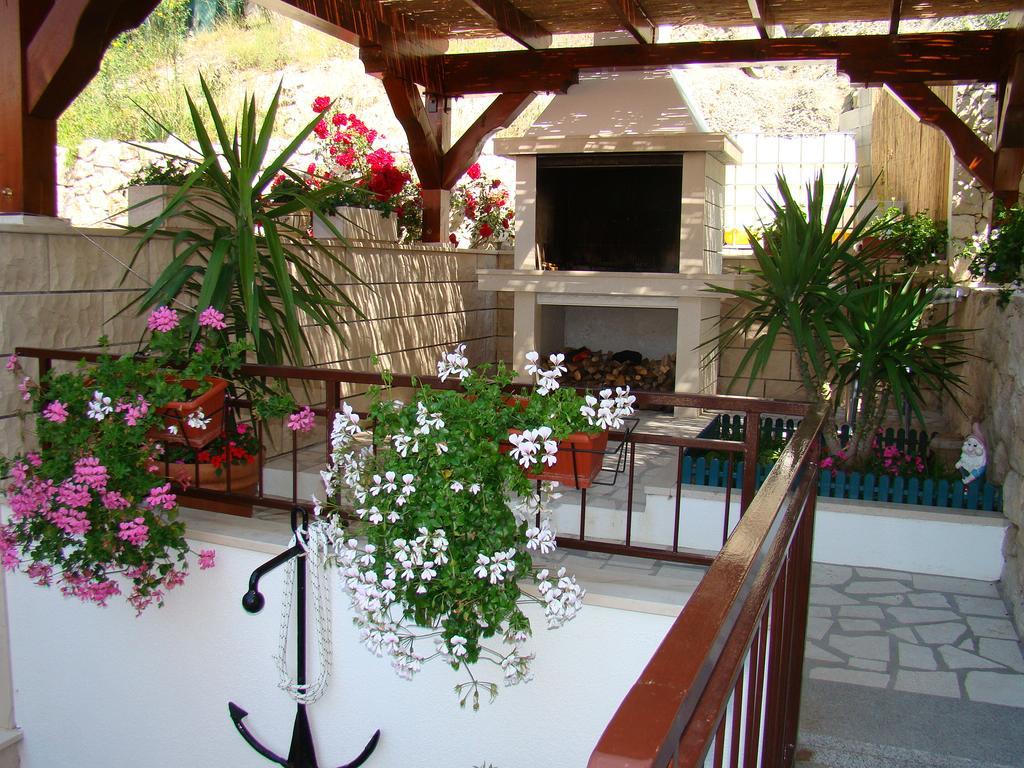 Apartments Villa Sunce Dugi Rat Zewnętrze zdjęcie